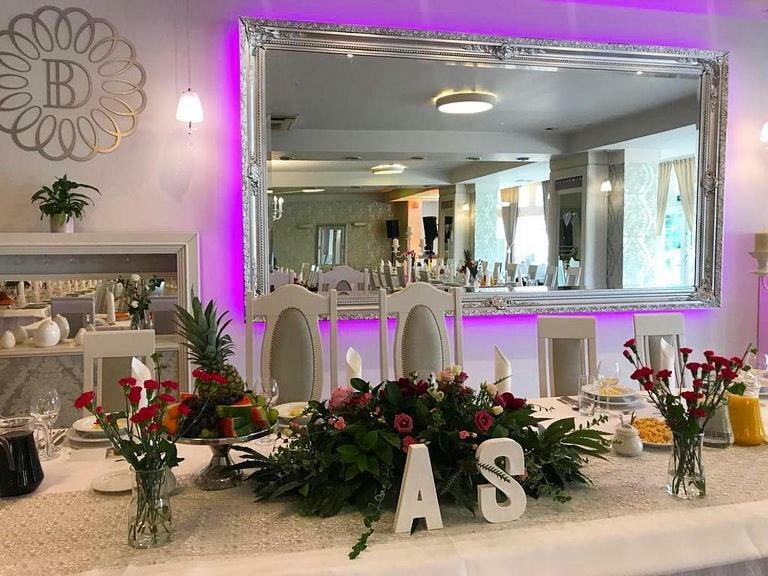 Bialy Dom Henlex Hotel Restauracja بوزنان المظهر الخارجي الصورة